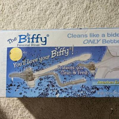 WST094 (1) Unused "The Biffy" Personal Rinse Bidet Kit