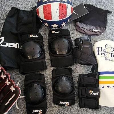 TII137 - Mixed Sporting Goods