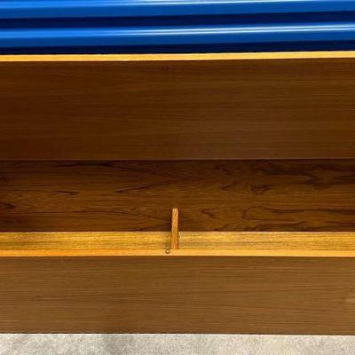 TII002- Wooden Storage Chest
