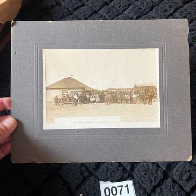 Estate sale photo