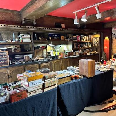 Estate sale photo