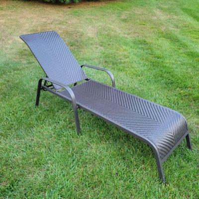 Hampton bay outdoor lounge. $25
