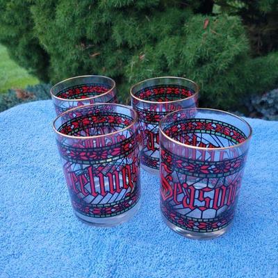 Houze Glass holiday set. $20