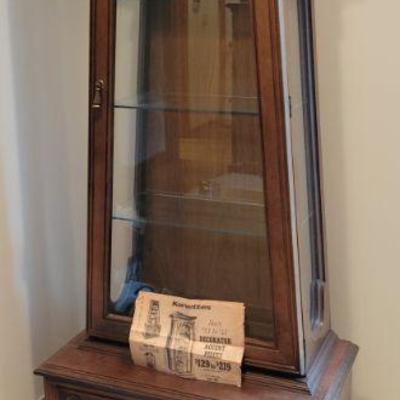 Corvettes Vintage 21" Curio WITH sales advertisement from 1970 Newspaper.
Nice MCM find!