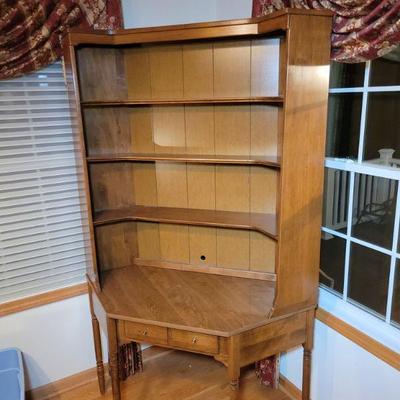 Wood corner unit.
48" wide
79" tall
$15