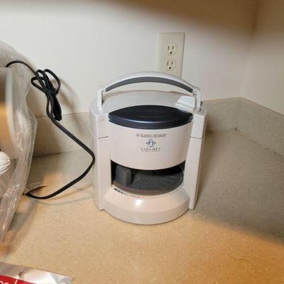 Lid opener Black & Decker $6