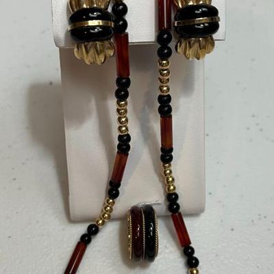100's more pieces of jewelry to post. Watch for more photos to post .(ONLY ON SITE SALE HOURS)
