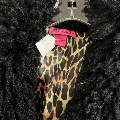 Clothing sizes Small - XLarge
