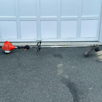 ECHO SRM-225 GAS STRING TRIMMER | Gas 2-stroke straight shaft string trimmer/weed whacker. - l. 68 in

