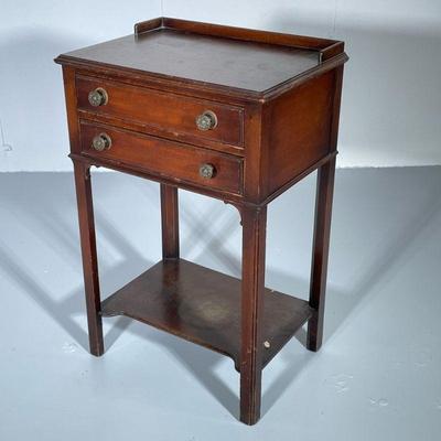 KINDEL CUSTOM FINISH SIDE TABLE | Carved wood end table from Kindel having 2 drawers over lower shelf. - h. 29.5 x w. 13.5 x l. 19 in

