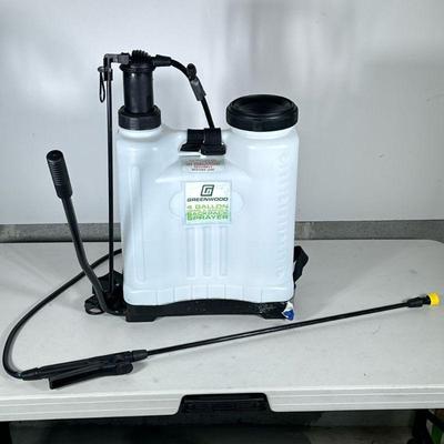 GREENWOOD BACKPACK SPRAYER | 4-gallon home & garden backpack sprayer from Greenwood. - h. 23 x w. 5 x l. 16 in

