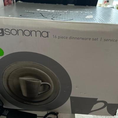 Sonoma dinnerware set