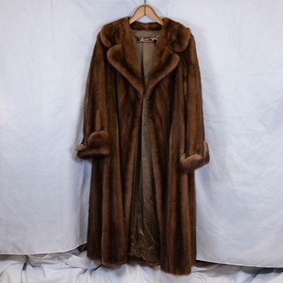 Come into our showroom October 4-6, 10am-5pm to purchase this item. 