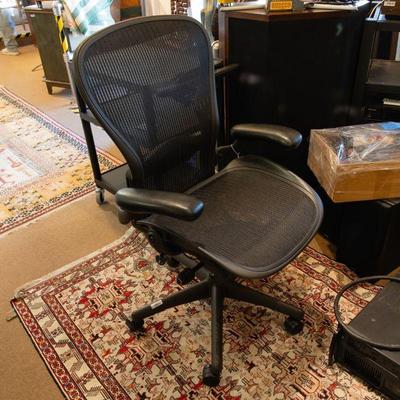 Come into our showroom October 4-6, 10am-5pm to purchase this item. 