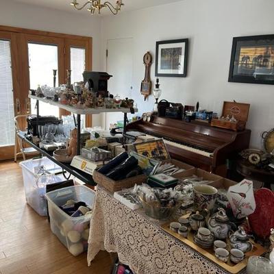 Estate sale photo