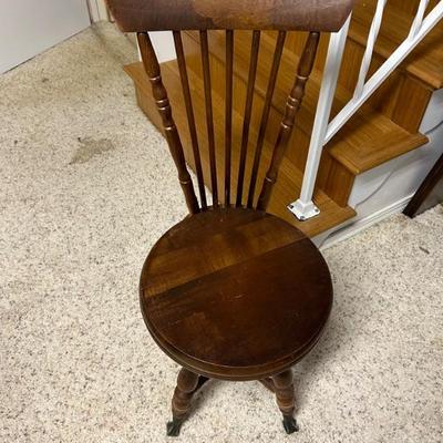 Awesome Piano Stool 