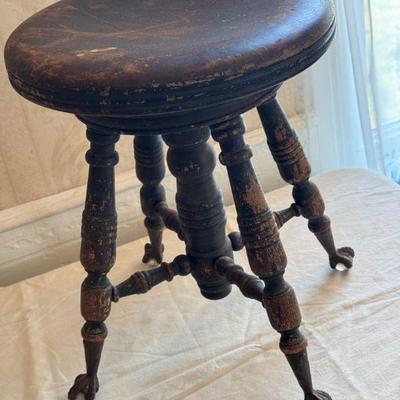 Rotating Circular Piano Stool
