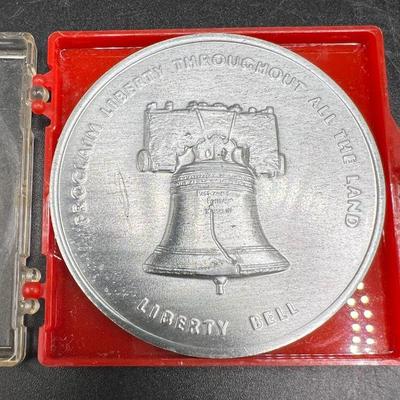 Liberty Bell Independence Hall Coin
