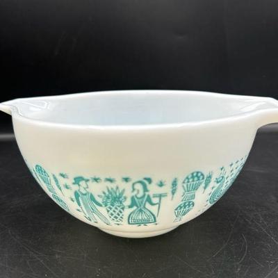 Pyrex Amish Butterprint Cinderella Nesting Bowl
