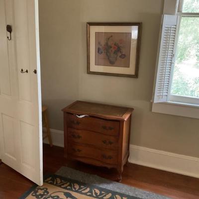 Small chest of drawers