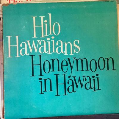 Hilo Hawaiians, Honeymoon in Hawaii