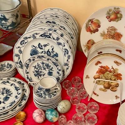 Blue Danube dinner ware