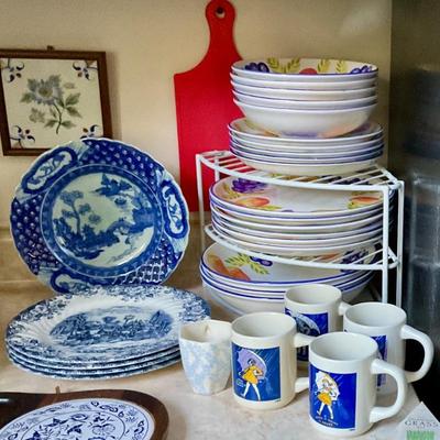 Fruit pattern dishes, mortar salt mugs, blue and white china