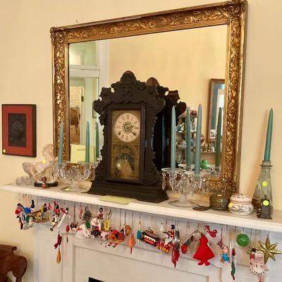 Mantle clock
