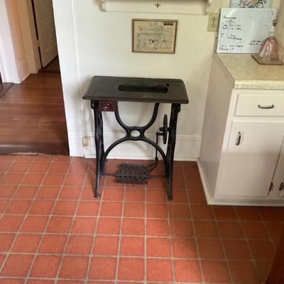 Sewing machine stand