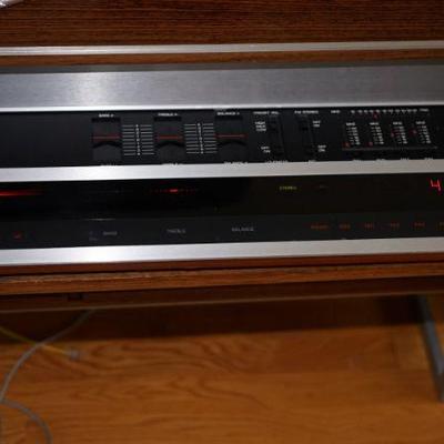 retractable cover on the receiver 