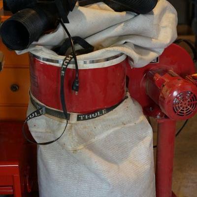Workshop vacuum system. very good condition 