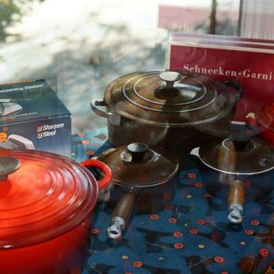 Selection of better cookware Le Creuset plus 