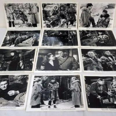 1210	VINTAGE MOVIE STILLS/PHOTOS *NORTHERN PURSUIT* ERROL FLYNN, WARNER BROS, 1943 LOT OF 12
