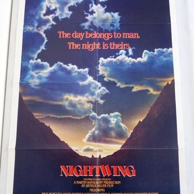 1062	VINTAGE MOVIE POSTER *NIGHTWING* 1979, DAY BELONGS TO MAN, NIGHT IS THEIRS, COLUMBIA, APPROXIMATELY 27 IN X 41 IN
