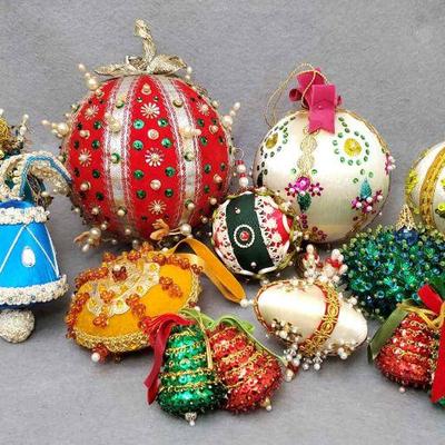 Ng038 vintage hand crafted beaded and musical ornaments
