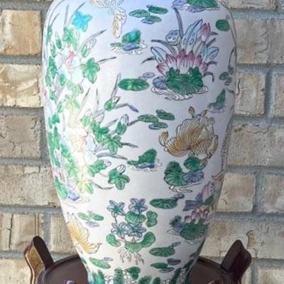 Vintage 18.5 Inch Hand Painted Chinese Porcelain Lily Pad Vase With Wood Stand 