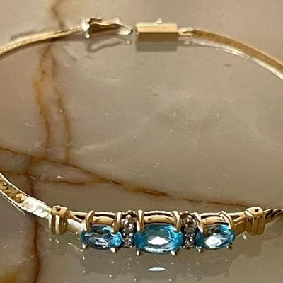 Stunning 14k Gold Blue Topaz And Diamond 7 Inch Bracelet 4.58 Grams