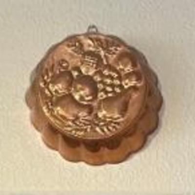 Decorative Copper On Metal Baking Molds With 2Oz Copper Cup Set 