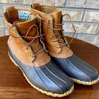 Pair Of Ladies LL Bean Duck Boots Size 8