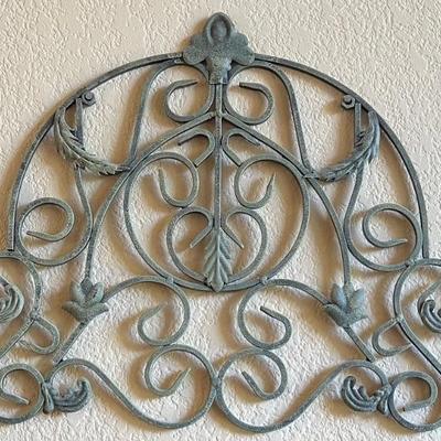 23" X 17" Decorative Metal Wall Hanging