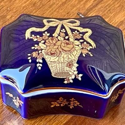 Limoges Castel France 22K Gold Trim Cobalt Porcelain Trinket Dish