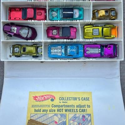 1968 Mattel Hot Wheels Collector Case With (12) 1967 -1971 Hot Wheels Cars (As Si)