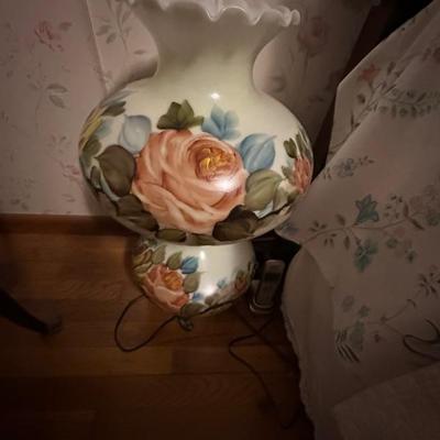 Hurricane lamp 