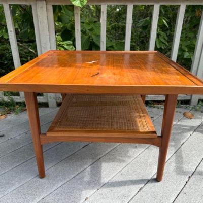 Mid-Century Modern Drexel Square Coffee Table	