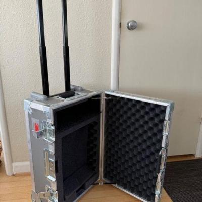3M Wheeled Case/ Trolley w/ Custom Foam Inserts	