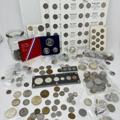 Vintage U.S. Coin Collection: 50 State Quarters, Foreign Coins, & More	