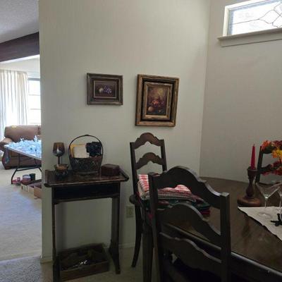 Dinning table is sold 