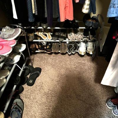 Shoes size 7