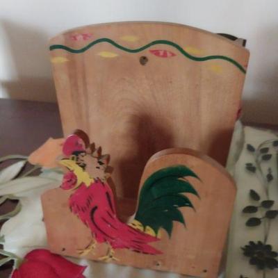 Rooster napkin holder