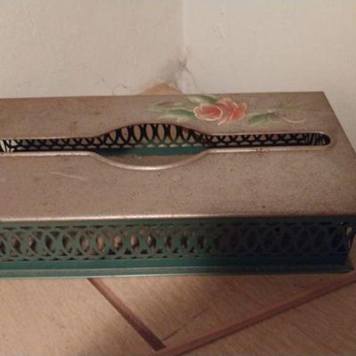 Tissue box cover